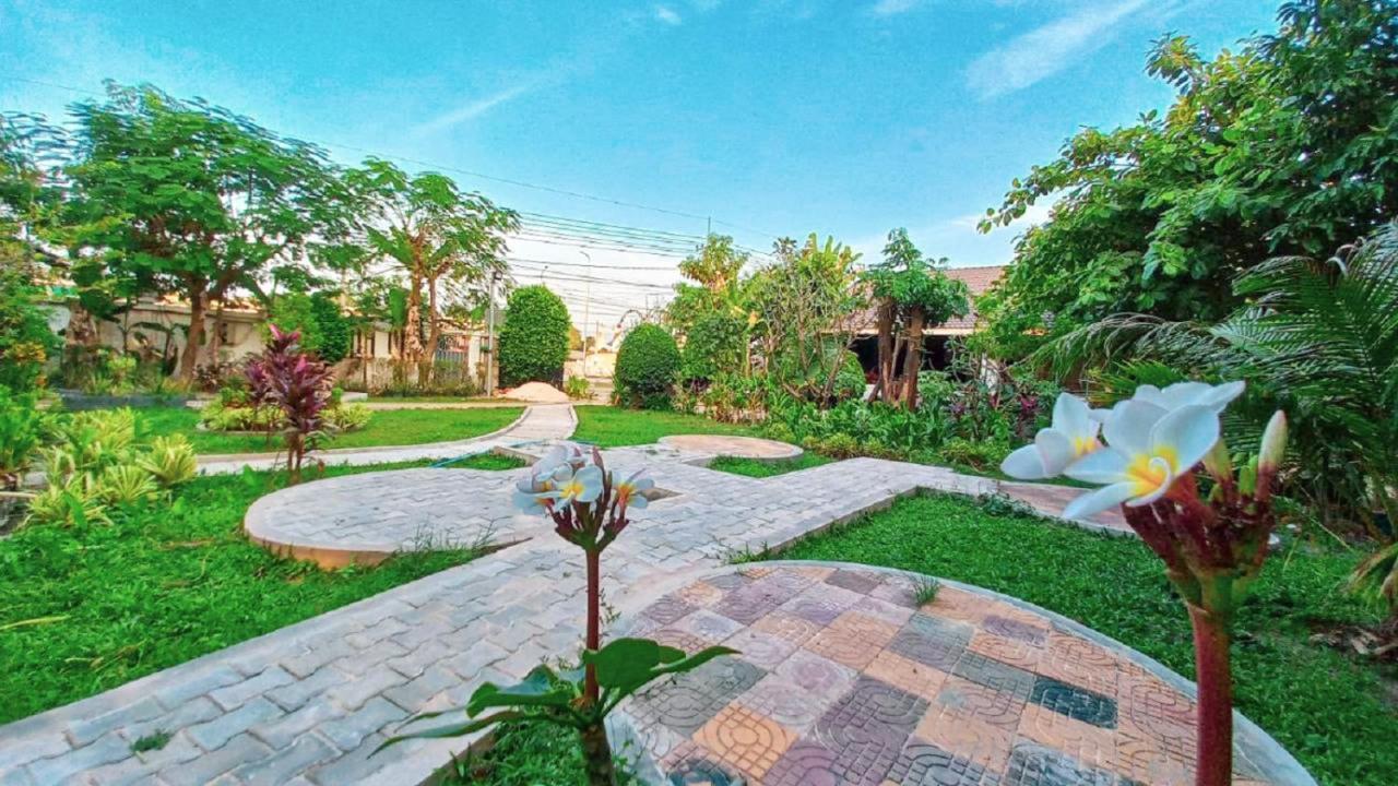 Sanna Siem Reap