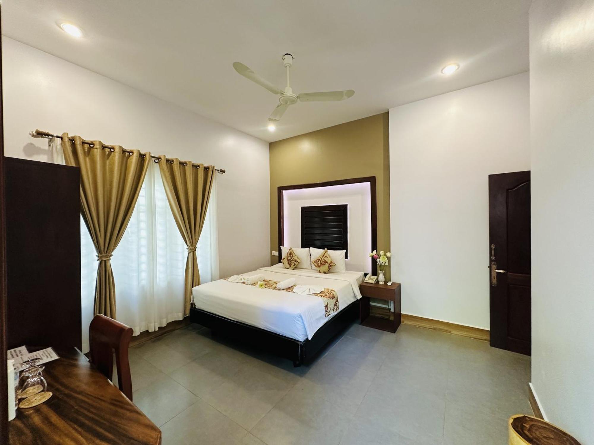 Sanna Hotel