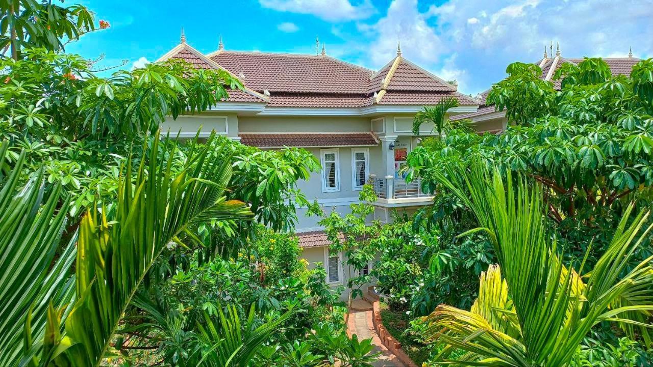 Sanna Siem Reap